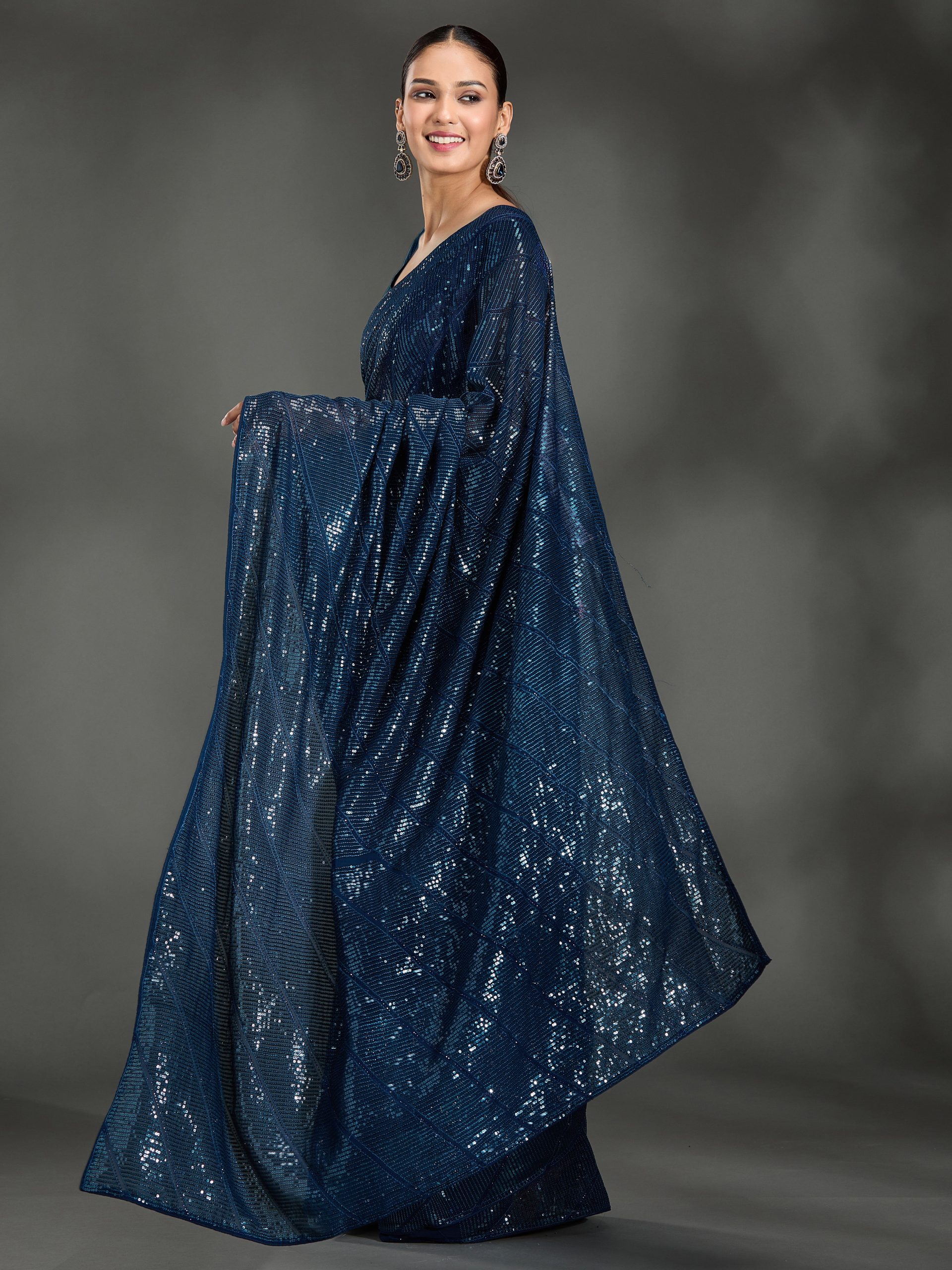 Fabulous Flair - Navy Blue - Image 3