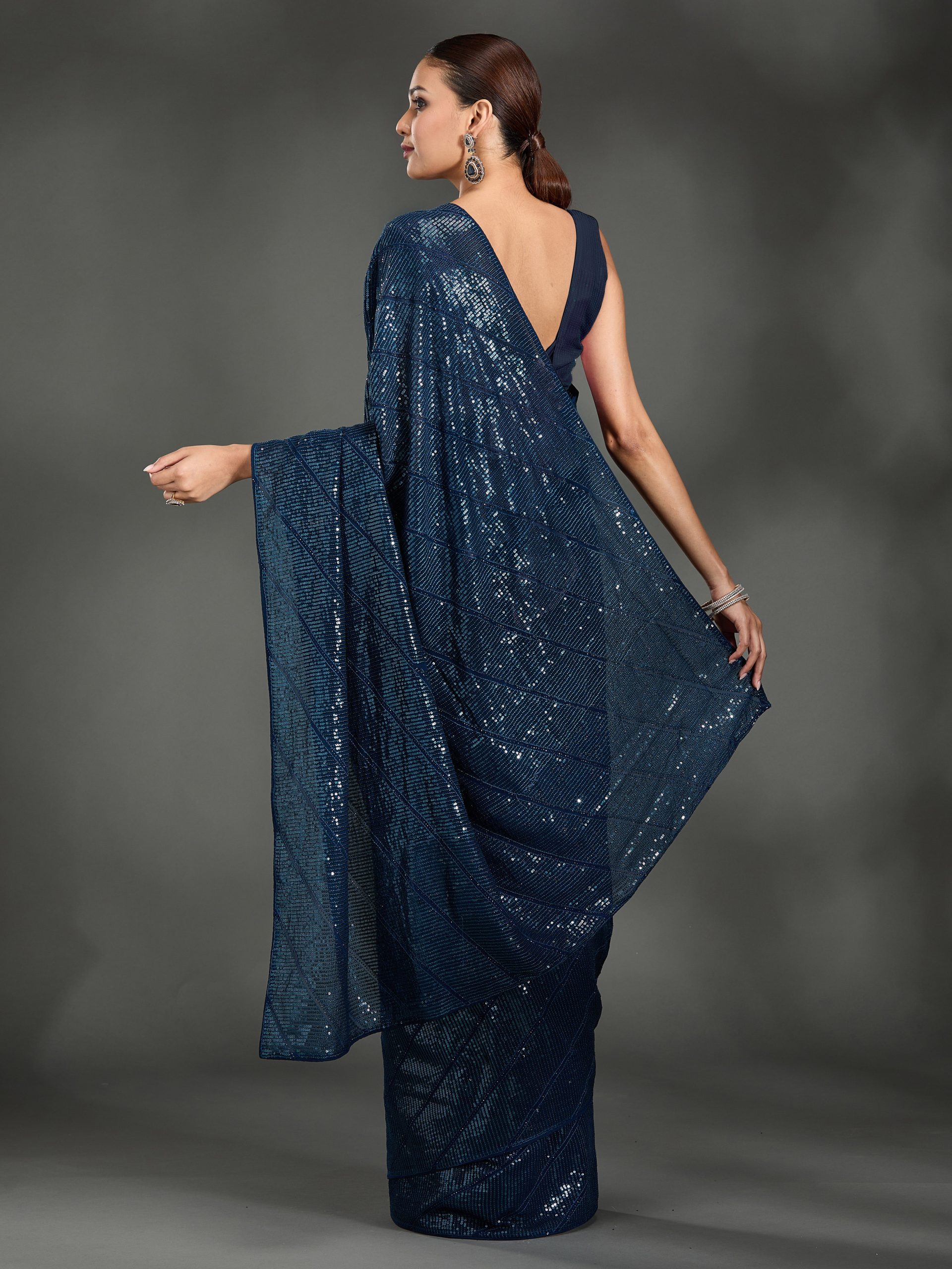 Fabulous Flair - Navy Blue - Image 4