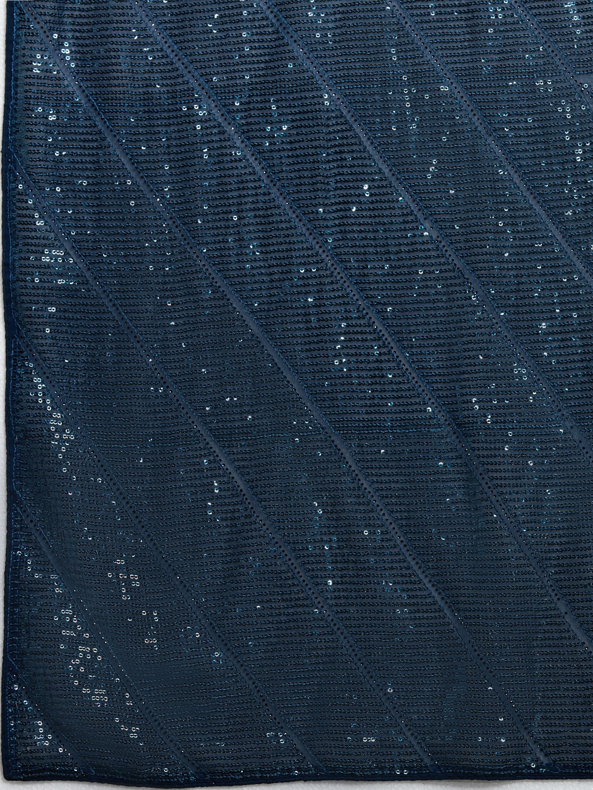 Fabulous Flair - Navy Blue - Image 6